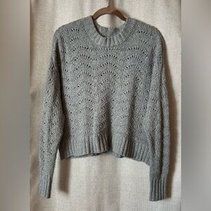 American Eagle Outfitters•long-sleeve crew-neck sweater•medium•cotton blend•gray